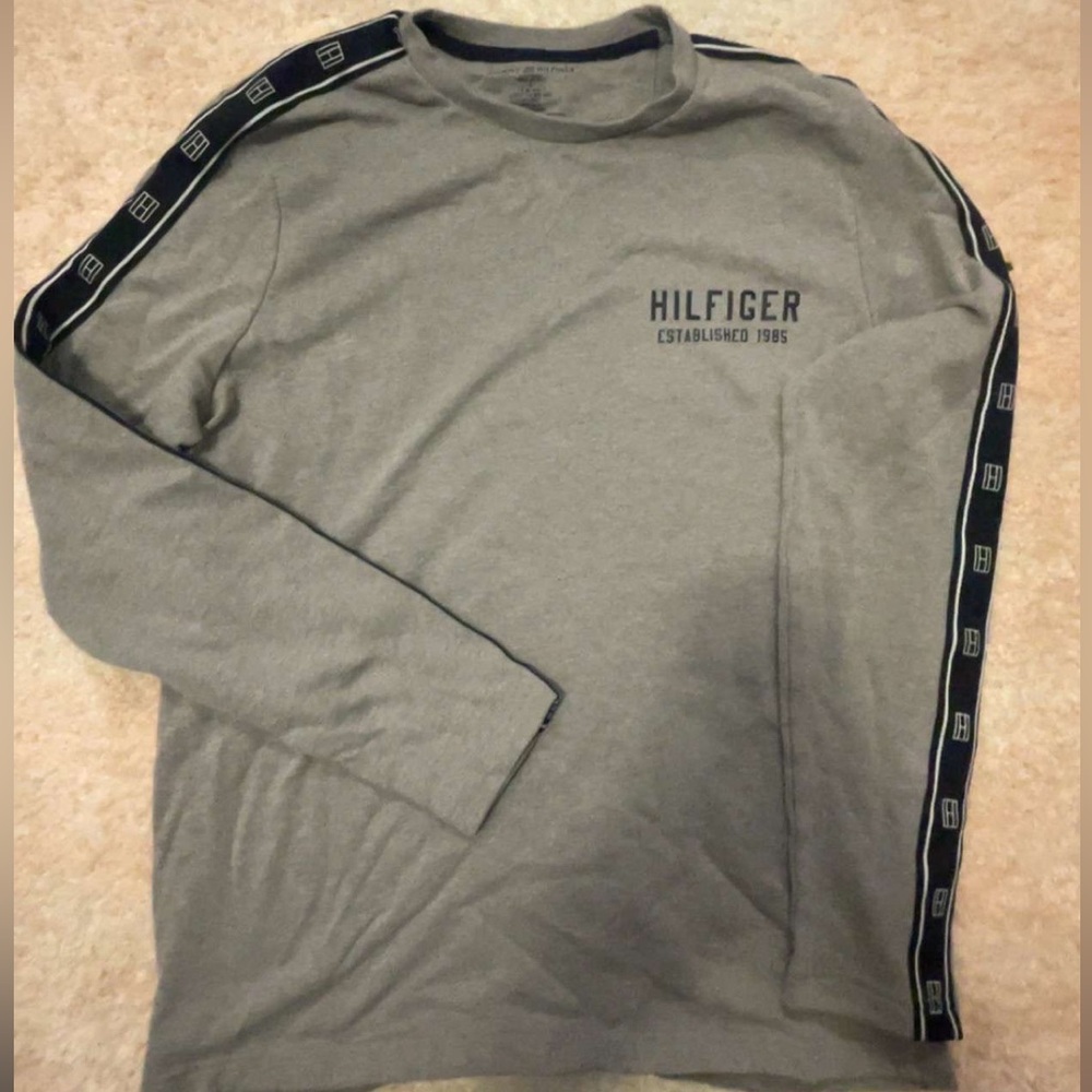 Gray Hollister Long sleeve
